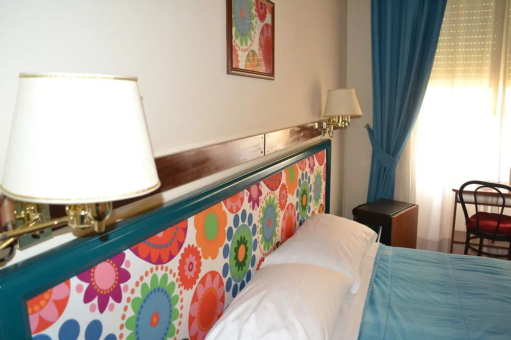 Hotel Cesare Augusto Napoli 3*,  Italia